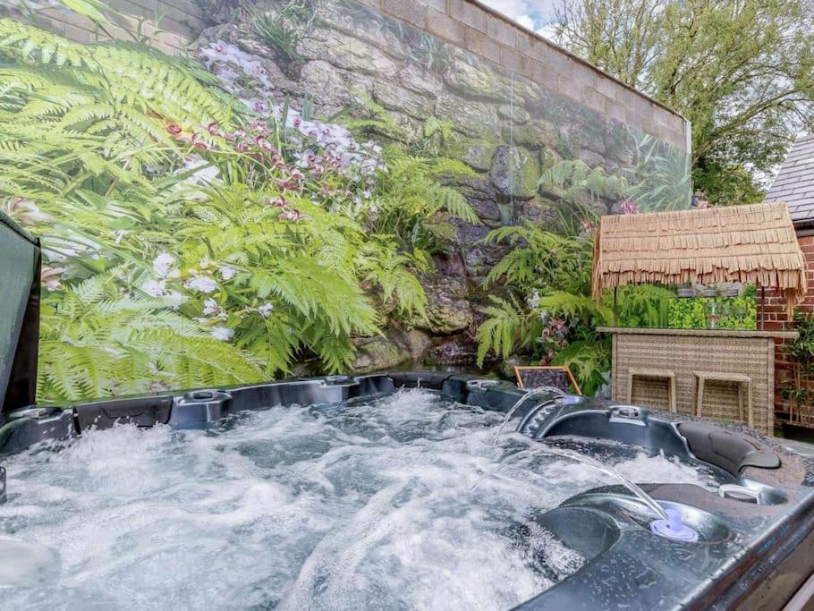 דירות Dawns House Cromford, Peak District, Hot Tub, For 6 - Stunning Views מראה חיצוני תמונה